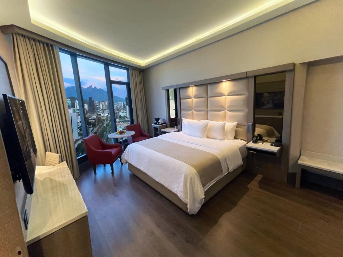 Safi Royal Luxury Metropolitan Ξενοδοχείο San Pedro Garza Garcia Εξωτερικό φωτογραφία
