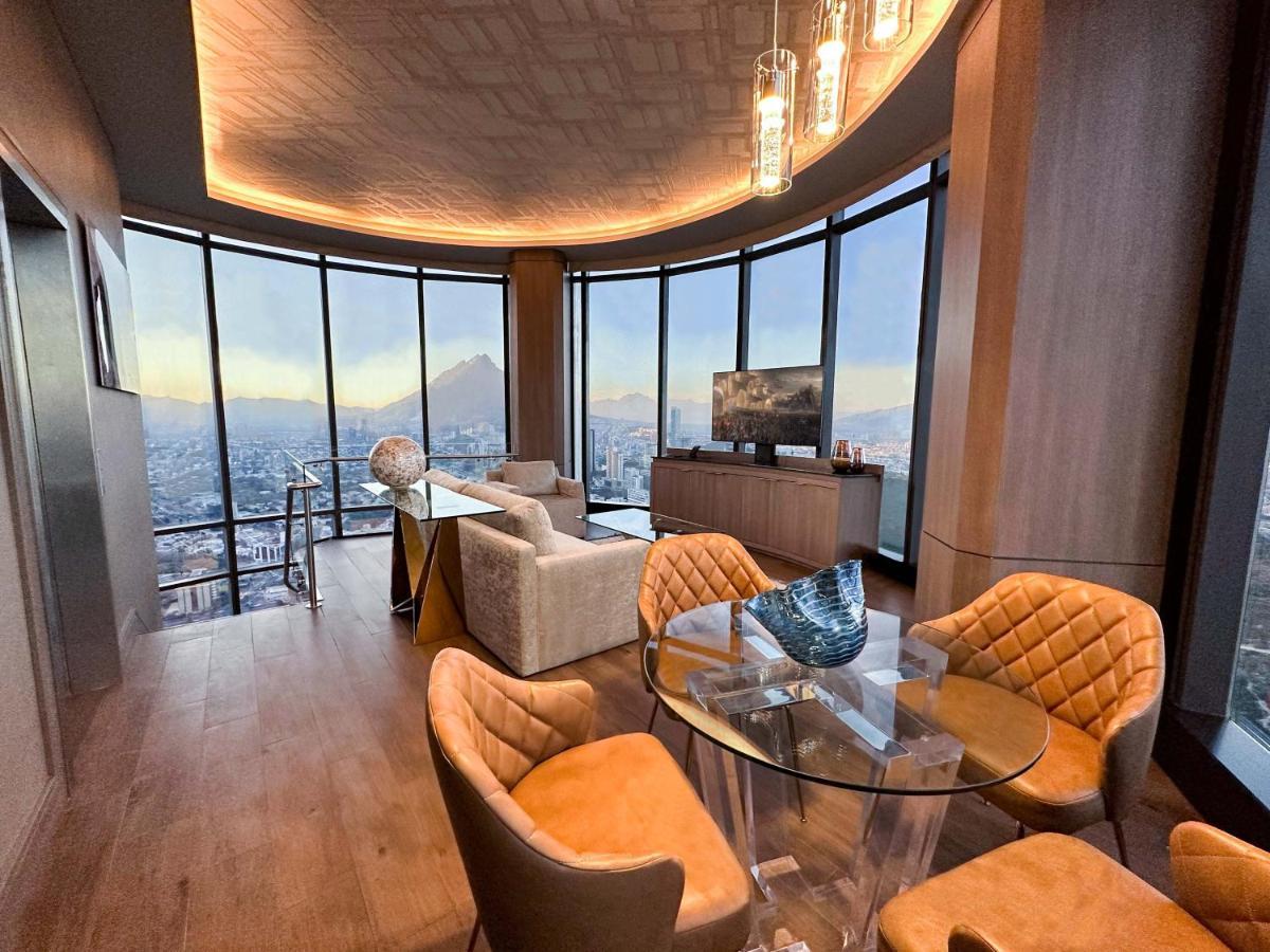 Safi Royal Luxury Metropolitan Ξενοδοχείο San Pedro Garza Garcia Εξωτερικό φωτογραφία The interior of a penthouse